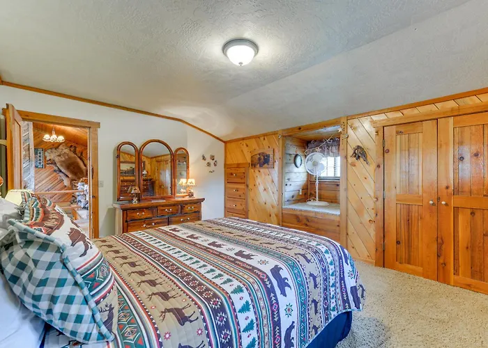 Stunning Mountain Views: Spacious In Dubois! *
