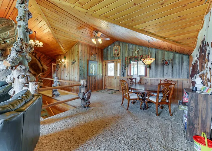 Holiday home Stunning Mountain Views: Spacious In Dubois! *